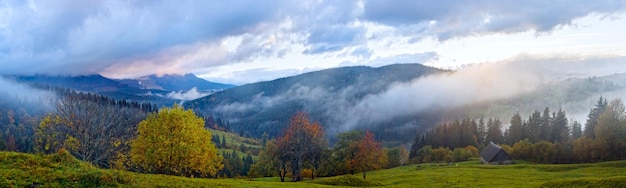 Tagesanbruch im Berg