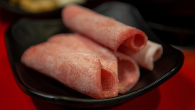 Taiwanesische Nationalküche Persönliche kleine Hot Pot Schweinefleischscheiben