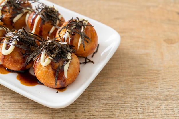 Foto takoyaki-kugel-kügelchen oder oktopuskügelchen