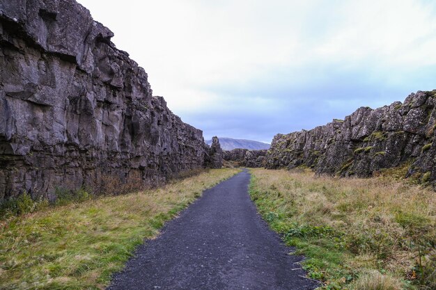 Tal im Nationalpark Thingvellir im Südwesten Islands