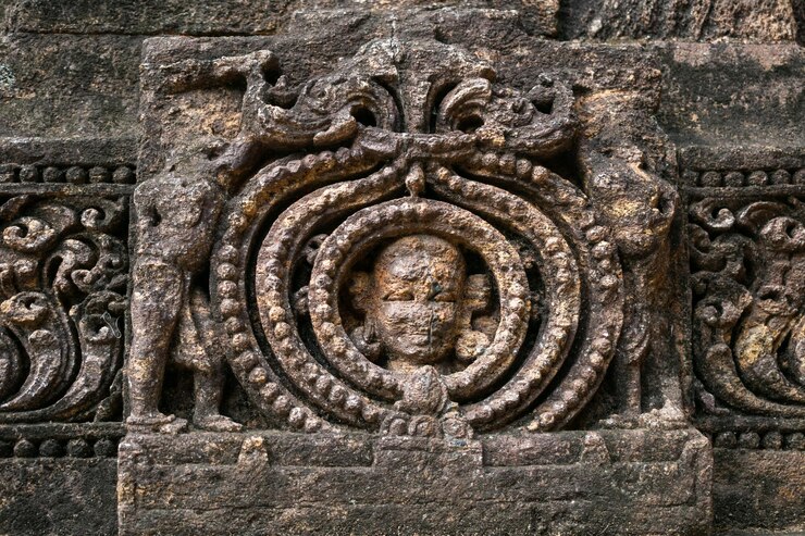 Talla fina de esculturas Konark Sun Temple en India