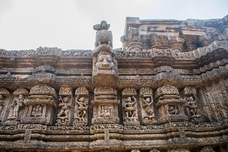 Talla fina de esculturas Konark Sun Temple en India