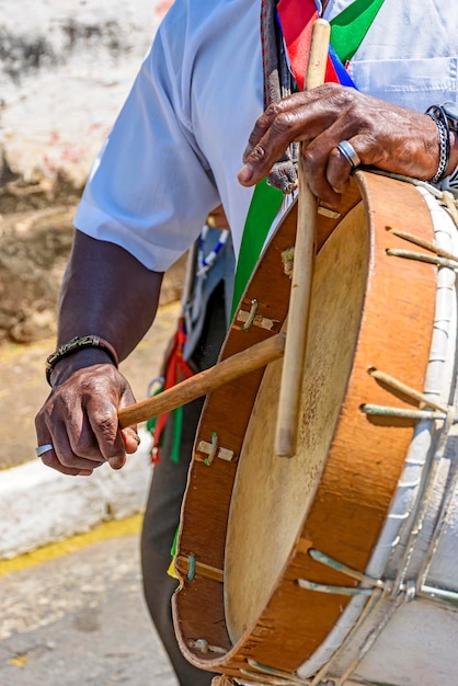 Tambores étnicos utilizados en la fiesta religiosa en Lagoa Santa Minas Gerais