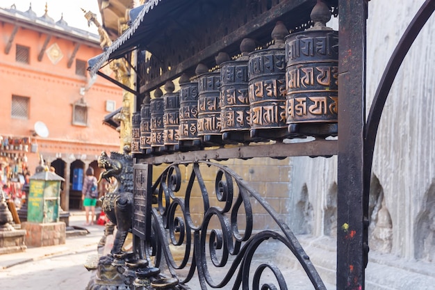 Tambores de oración en Swayambhunath Nepal