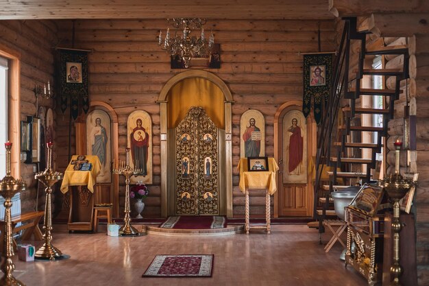 Foto tambov, rusia - julio de 2021: iglesia de la natividad de cristo, iglesia ortodoxa