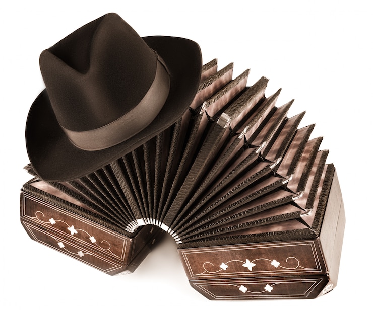Foto tango argentino - bandoneon e um chapéu