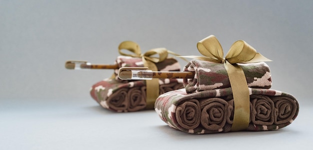 Tanques artesanais de meias como presente para homens feriado militar 23 de fevereiro