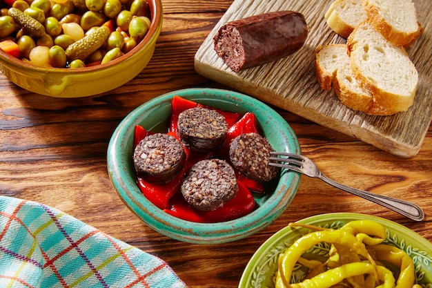 Tapas Morcilla De Burgos De Arroz Con Sangre De La Salchicha.