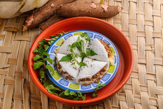 Tapioka mit Fleischkäse und Butter Typisches Essen der Nordostregion Brasiliens