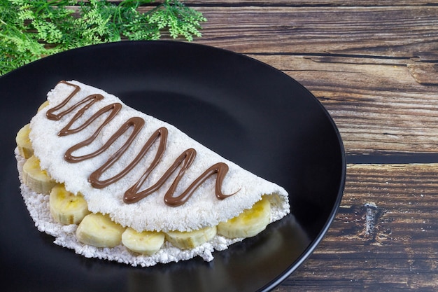 Tapioka typisch für den Nordosten Brasiliens Banane mit Schokolade und Haselnusscreme