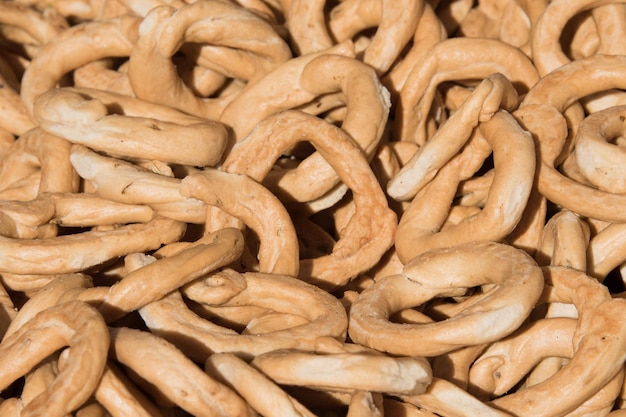 Foto taralli es un plato de pan italiano tradicional