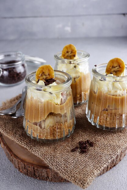 Tarta de banoffee en taza con toffe casero