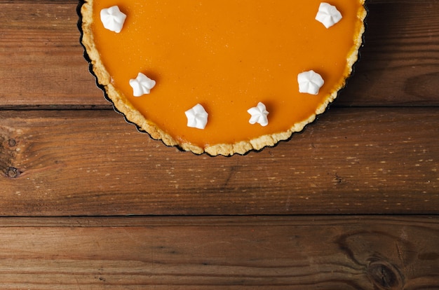 Tarta de calabaza casera fresca con crema