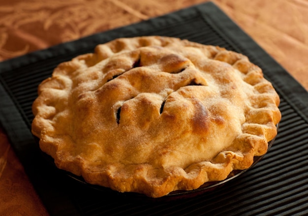 Tarta de cerezas recién horneada