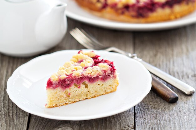 Tarta de frambuesa en un plato