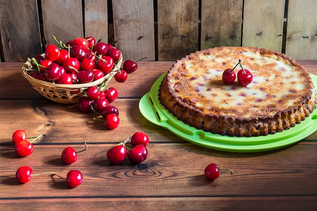 Tarta francesa con cerezas