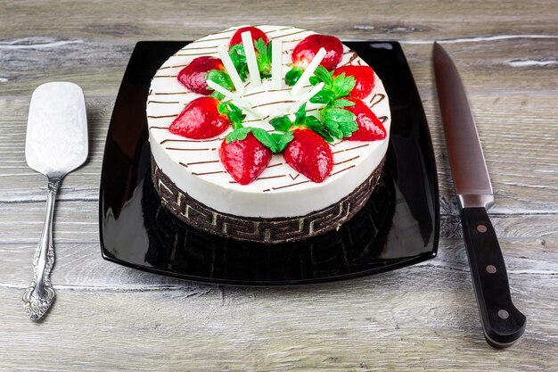 Tarta De Fresas Con Crema De Vainilla.