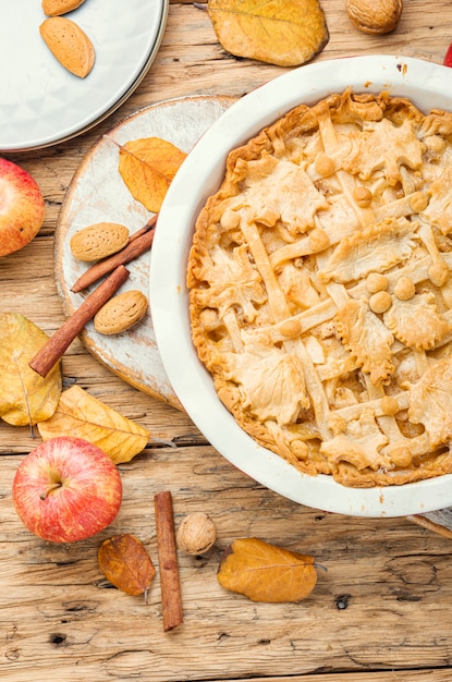 Tarta de manzana americana tradicional.