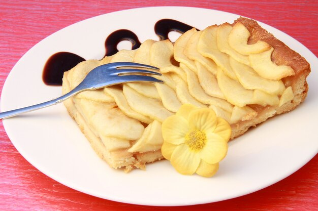 tarta con manzanas