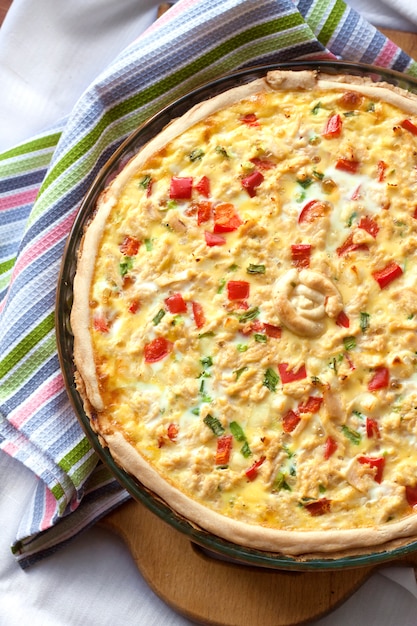 Tarta de pollo con pimentón y queso de cabra