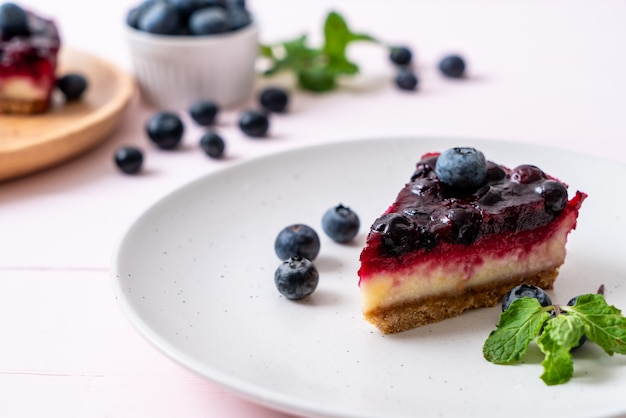 Tarta de queso con arándanos