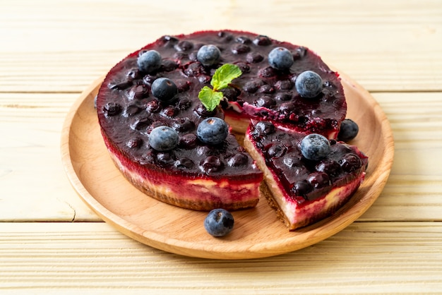 Tarta de queso con arándanos