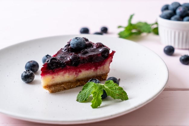 Tarta de queso con arándanos