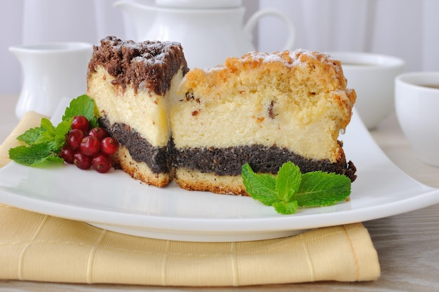 Tarta de queso con relleno de amapola