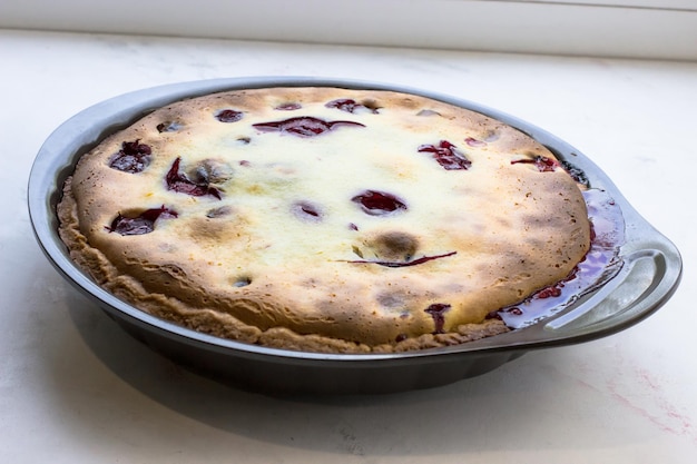 Tarta con relleno de ciruela y crema agria Tarta de mantequilla