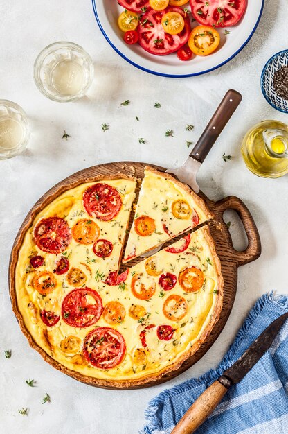 Tarta de tomate y tomillo