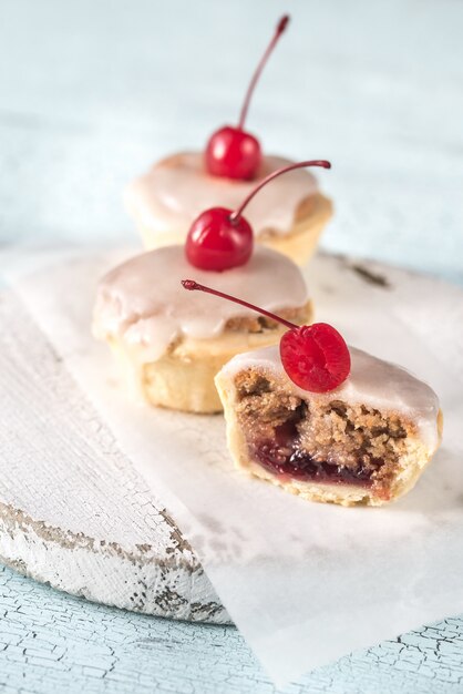 Tartas horneadas con cereza