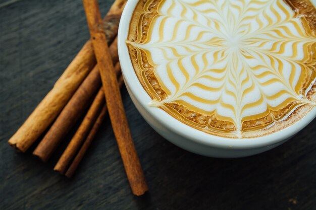 Tasse Kaffee mit Latte Art