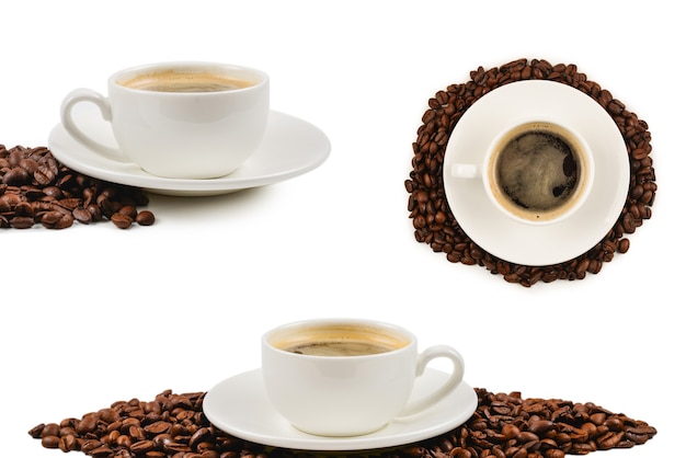 Tasse Kaffee und Kaffeebohnen.