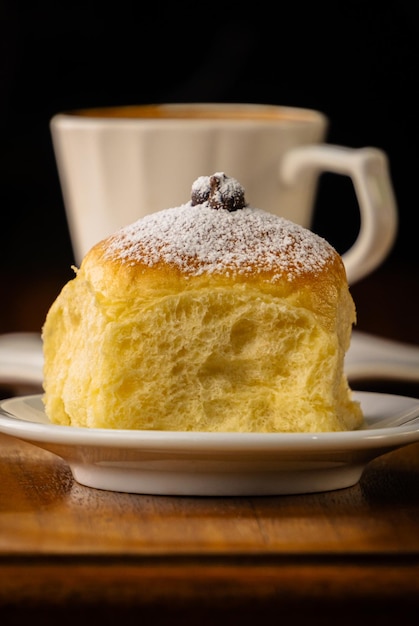 Tasse Kaffee und Kuchen