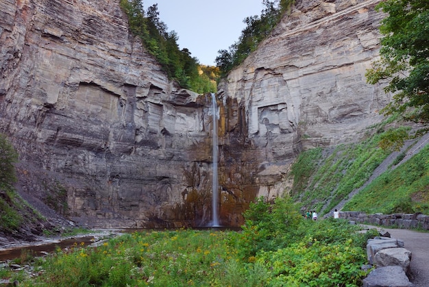 Taughannock Falls in den Bergen im Watkins Glen State Park im Bundesstaat New York