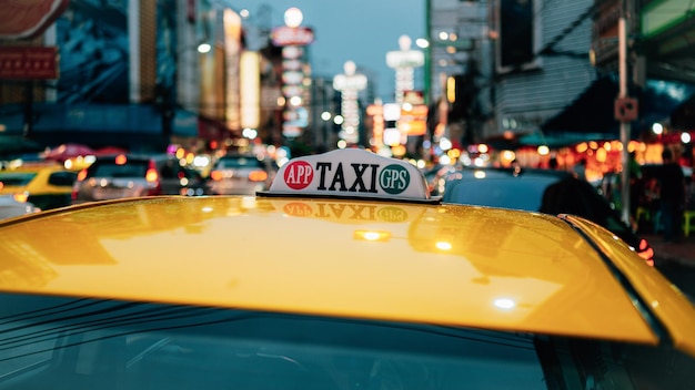 taxi en la ciudad china de bacgkok cityThailand