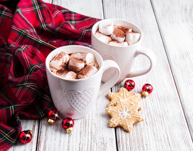 Taza de cacao navideño