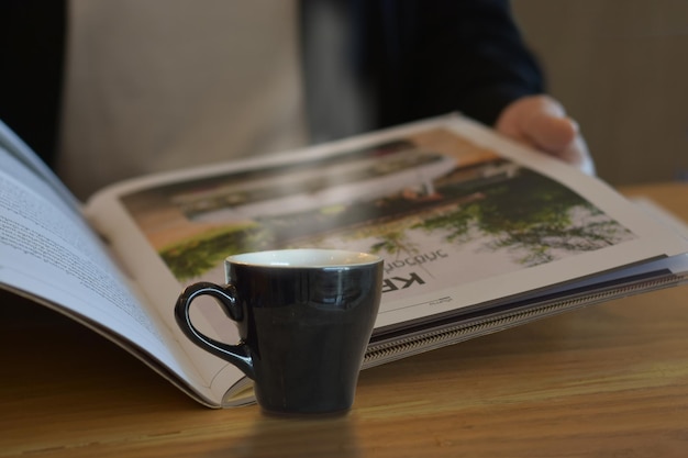 Taza de café beber té mano