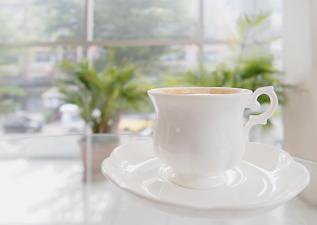 Taza de café blanco