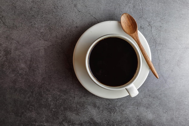 Taza de café en la mesa