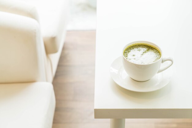 taza caliente del té verde