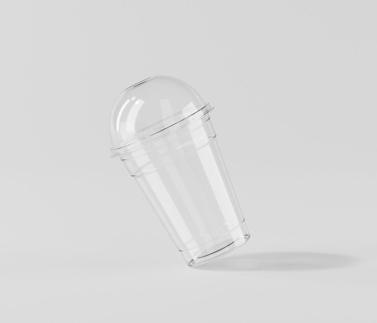 Una taza de hielo desechable transparente realista, una maqueta de taza de plástico con tapa