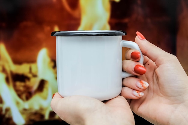 Taza de té y café con leche esmaltada