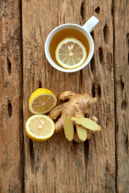 Foto taza de té con limón y jengibre