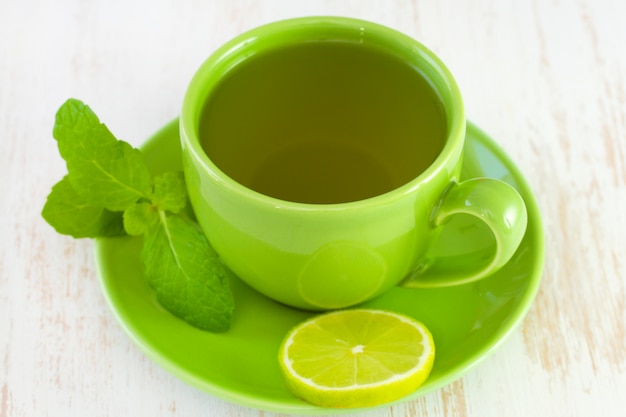 Foto taza verde con te