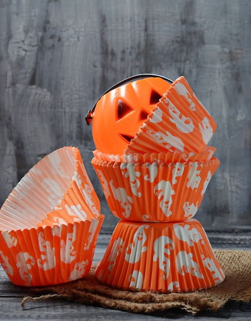 Tazas de papel para hornear para cupcakes de Halloween