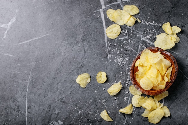 Tazón de papas fritas caseras