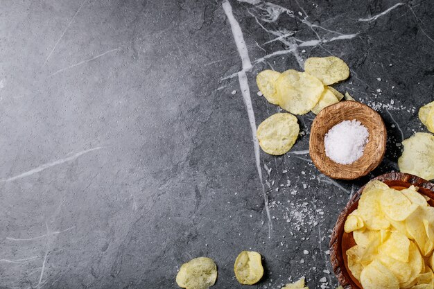 Tazón de papas fritas caseras