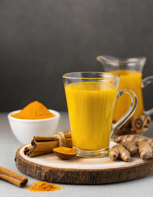 Té de cúrcuma es una bebida saludable