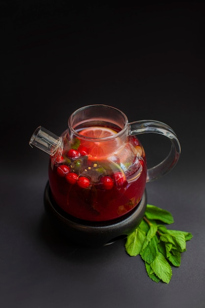 Té con frutos rojos y menta